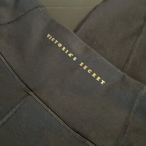 Victoria’s Secret leggings